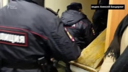 "Хуже, чем в Советском Союзе" "Хуже, чем в Советском Союзе"