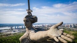 Далеко от Москвы. Волгоград, Сталинград, Царицын Далеко от Москвы. Волгоград, Сталинград, Царицын