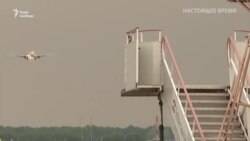 «Їм сказали: Ви скоїли кримінальний злочин». За підтримку Навального з Росії висилають протестувальників-іноземців (відео) «Їм сказали: Ви скоїли кримінальний злочин». За підтримку Навального з Росії висилають протестувальників-іноземців (відео)