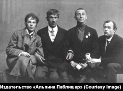 Осип Мандельштам, Корней Чуковский, Бенедикт Лившиц, Юрий Анненков. Санкт-Петербург, 1914 год