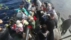 Панихида по погибшим на "Онеге" Панихида по погибшим на "Онеге"