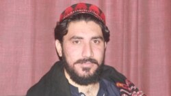 پلار به مې ټولې پيسې د کتابونو په اخیستو ورکولې: پښتين پلار به مې ټولې پيسې د کتابونو په اخیستو ورکولې: پښتين