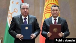 Эмомалӣ Раҳмон ва Содир Ҷабборов. Бишкек, 13-уми марти 2025
