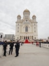 Sfințirea Catedralei Naționale | Mii de credincioși sunt prezenți pe Dealul Arsenalului din Capitală Sfințirea Catedralei Naționale | Mii de credincioși sunt prezenți pe Dealul Arsenalului din Capitală
