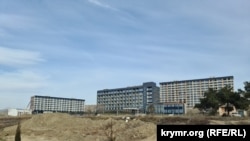 Построенный новый жилой массив на побережье бухты Капсель – Крым, март 2025 года