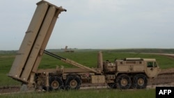 Пусковая установка системы противоракетной обороны на больших высотах (THAAD) армии США, архивное фото