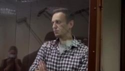 Врачи просят предоставить Навальному помощь Врачи просят предоставить Навальному помощь