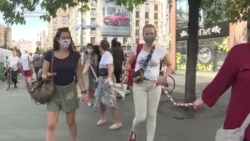 Thousands Form Human Chain Protesting Hungarian Government Obstruction Of University's Independence Thousands Form Human Chain Protesting Hungarian Government Obstruction Of University's Independence