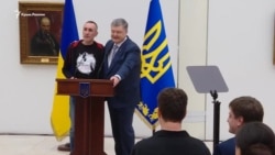 «Свободу Сенцову!» – Порошенко на вручении Шевченковской премии (видео) «Свободу Сенцову!» – Порошенко на вручении Шевченковской премии (видео)