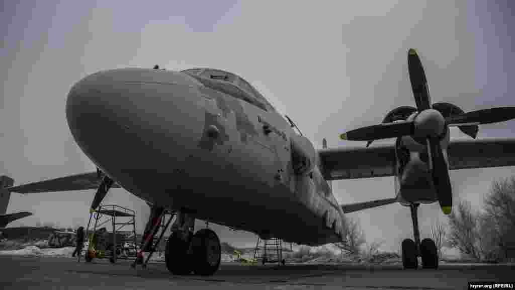 Военная прокуратура Южного региона Украины начала расследование по факту обстрела самолета 