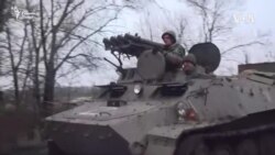 "Ҳам аз қурб зарар мебинем, ҳам аз кор" "Ҳам аз қурб зарар мебинем, ҳам аз кор"