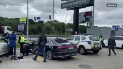Обстрел автомобиля помощника Зеленского. Что нужно знать (видео) Обстрел автомобиля помощника Зеленского. Что нужно знать (видео)