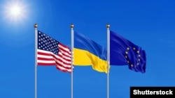 Флаги США, Украины и Евросоюза, иллюстрационное архивное фото