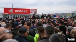 Митинг арендаторов рынка "Атлант" в Ростовской области после масштабных проверок. 2021 год