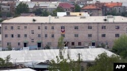 Захваченное здание полиции