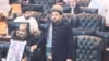 د خيبر پښتونخوا اعلا وزیر منتخبېدو وروسته سهېل اپرېدي ولسي غونډې پیل کړې دي. پخوانی انځور