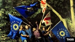 Supporters of the Georgian Dream coalition celebrate their victory in parliamentary elections. But how long will the euphoria last once the nitty-gritty of forming a government begins?