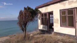 Заброшенные отели и исчезающий пляж – во что превратилась курортная Николаевка (видео) Заброшенные отели и исчезающий пляж – во что превратилась курортная Николаевка (видео)