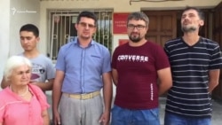 В Бахчисарае за присутствие на обысках оштрафовали крымского активиста (видео) В Бахчисарае за присутствие на обысках оштрафовали крымского активиста (видео)
