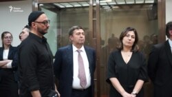 Серебренникова оставили под домашним арестом Серебренникова оставили под домашним арестом