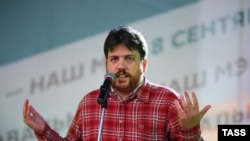 Леонид Волков