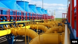 Газокомпрессорная станция в Вельке Капушане на границе Словакии с Украиной. Действующий контракт "Газпрома" со словацкой газотранспортной компанией Eustream заключен на период до 2029 года.