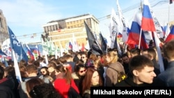 Студентов привели на митинг-концерт