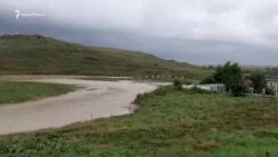 Наводнение в Крыму: потоки воды из речки Катерлез хлынули в сторону Керчи (видео) Наводнение в Крыму: потоки воды из речки Катерлез хлынули в сторону Керчи (видео)
