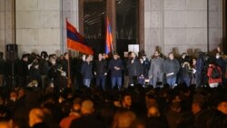 Что происходит в Армении после подписания мирного договора по Нагорному Карабаху Что происходит в Армении после подписания мирного договора по Нагорному Карабаху