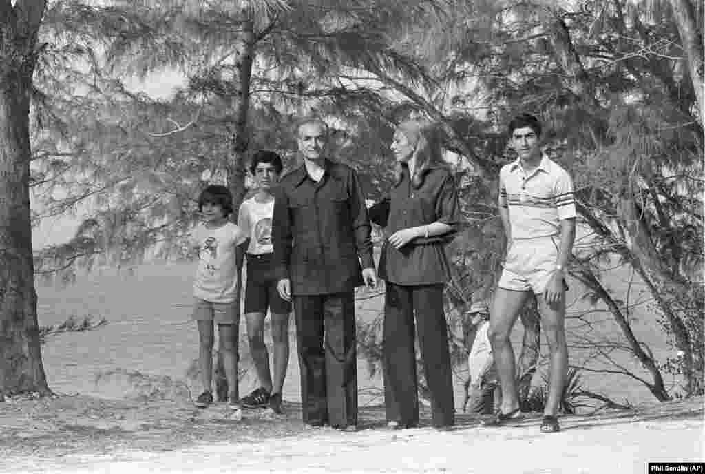 The shah with his children and Farah vacationing in the Bahamas in March 1979. 