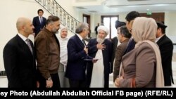د سولې د طرحې مسوده چې د ملي مصالحې عالي شورا د توحید او ترتیب کمېټې لهخوا وروستۍ شوې او عبدالله عبدالله ته وسپارل شوه.