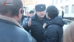 Как задерживали журналиста Акадырова (видео) Как задерживали журналиста Акадырова (видео)