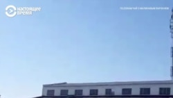 Беларусь: Лукашенко выступил на заводе тягачей под крики «Уходи!» (видео) Беларусь: Лукашенко выступил на заводе тягачей под крики «Уходи!» (видео)