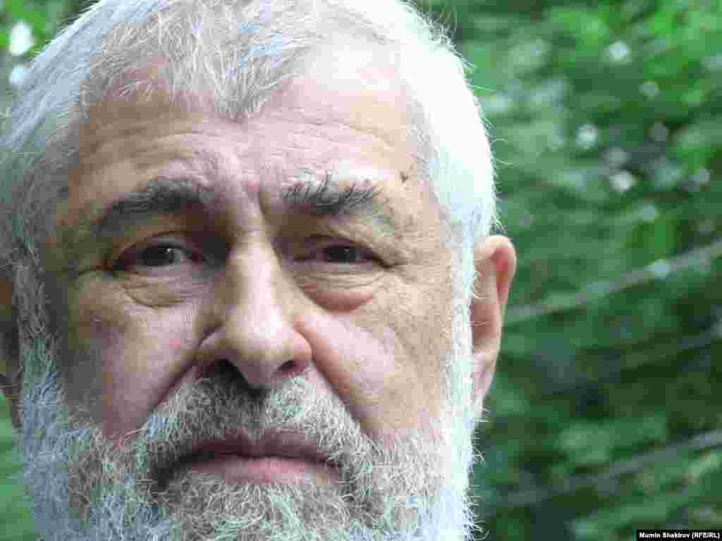 Писатель Александр Нилин  