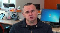 Сенцов о Джеляле: «Его имя станет одним из локомотивов процесса» по освобождению украинских политузников (видео) Сенцов о Джеляле: «Его имя станет одним из локомотивов процесса» по освобождению украинских политузников (видео)