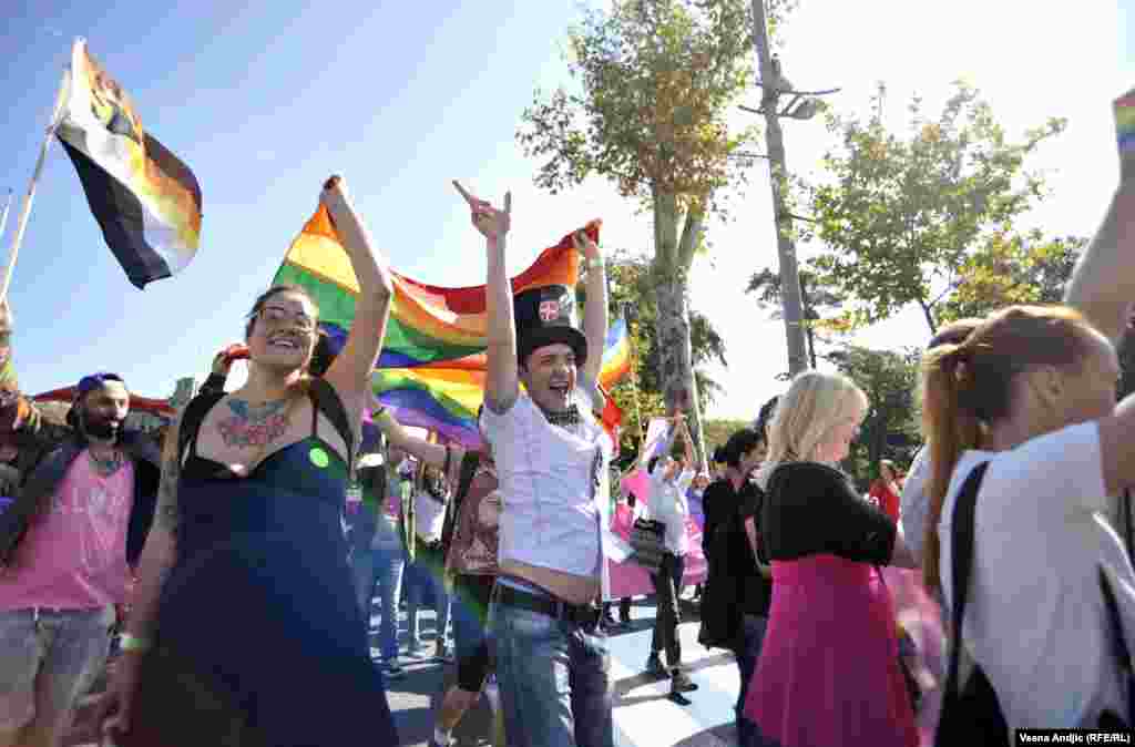 The two-kilometer march began in front of the main government building in Nemanjina Street and passed along Kneza Milosa Avenue and by parliament before ending in front of Belgrade City Hall.