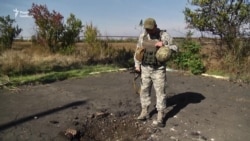 Бойцы о массовых обстрелах позиций возле Мариуполя (видео) Бойцы о массовых обстрелах позиций возле Мариуполя (видео)