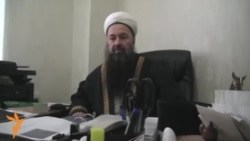 Чаллыдагы "Ак мәчет" имамы никах турында бердәм таныклык булдыруны хуплый Чаллыдагы "Ак мәчет" имамы никах турында бердәм таныклык булдыруны хуплый
