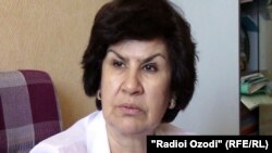 Гулрухсори Сафӣ, шоири саршиноси тоҷик.