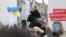 Юлия Навальная на антивоенном марше российской оппозиции в Берлине. 17 ноября 2024 года