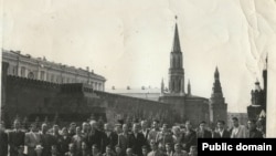 Активисты крымскотатарского национального движения в Москве. 1965 год