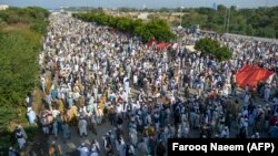 اسلام اباد کې د 'ازادۍ مارچ' نننی تصوير