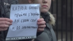 В Киеве ЛГБТ-активисты пикетировали телеканал «1+1» (видео) В Киеве ЛГБТ-активисты пикетировали телеканал «1+1» (видео)