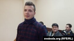 Belarusian journalist Raman Pratasevich at a court hearing in Minsk in 2017.