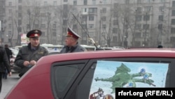 Акция "Синих ведерок", посвященная двухлетию общества. Москва, 15 апреля 2012