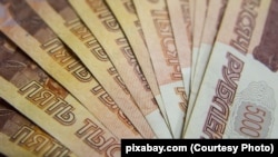The Kremlin is turning to an age-old prescription to turn the economy around: Spend more.
