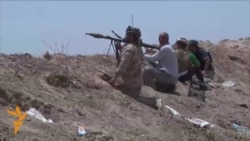 Turkoman Volunteers Fight ISIL Militants Near Kirkuk Turkoman Volunteers Fight ISIL Militants Near Kirkuk