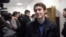 Егор Жуков перед судебным заседанием