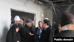 اکبر طبری در کنار باقر لاریجانی، برادر صادق لاریجانی و مرضیه وحیددستجردی، مشاور صادق لاریجانی.