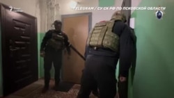 В квартире псковского политика Льва Шлосберга 2 октября прошел обыск  В квартире псковского политика Льва Шлосберга 2 октября прошел обыск